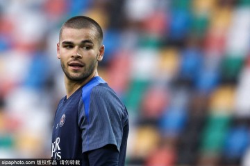 多纳鲁马或加盟曼联?巴黎门神告别之夜引爆转会市场