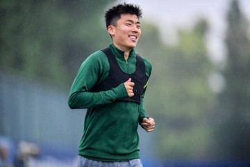 24岁退役国脚复出!加盟乌兰布察登陆蒙超联赛,曾效力狼队+国安