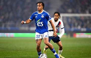 法甲榜首再度易主，巴黎圣日耳曼以2-1力克斯特拉斯堡重回榜首