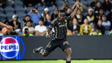 青岛海牛第5外援确定:踢过世俱杯效力过法甲豪门