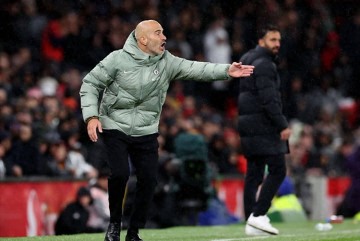 吉滕斯5600万水货暴露,5场比赛0进球0助攻,难敌强队挑战